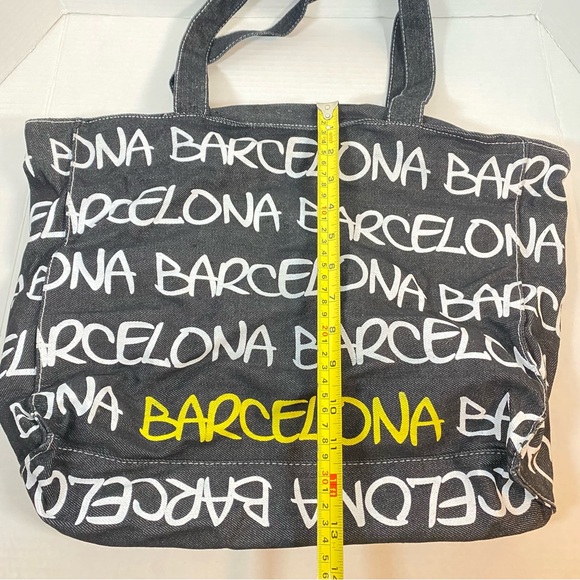 Robin Ruth Barcelona Canvas Tote Bag - Picture 7 of 9